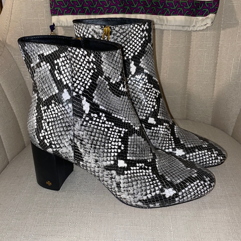 Tory Burch Black Snakeskin Ankle Leather Boots